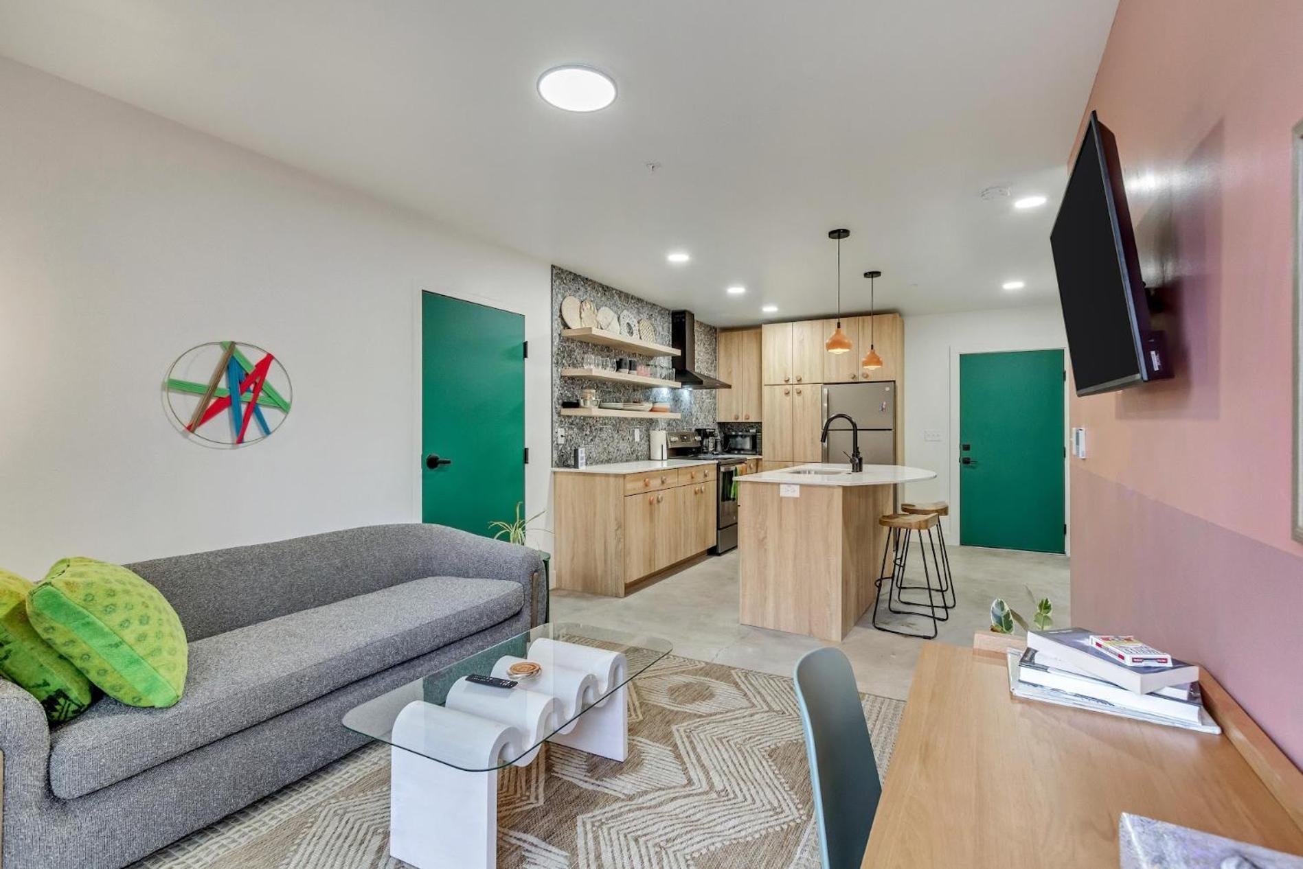 Maven Apartment
