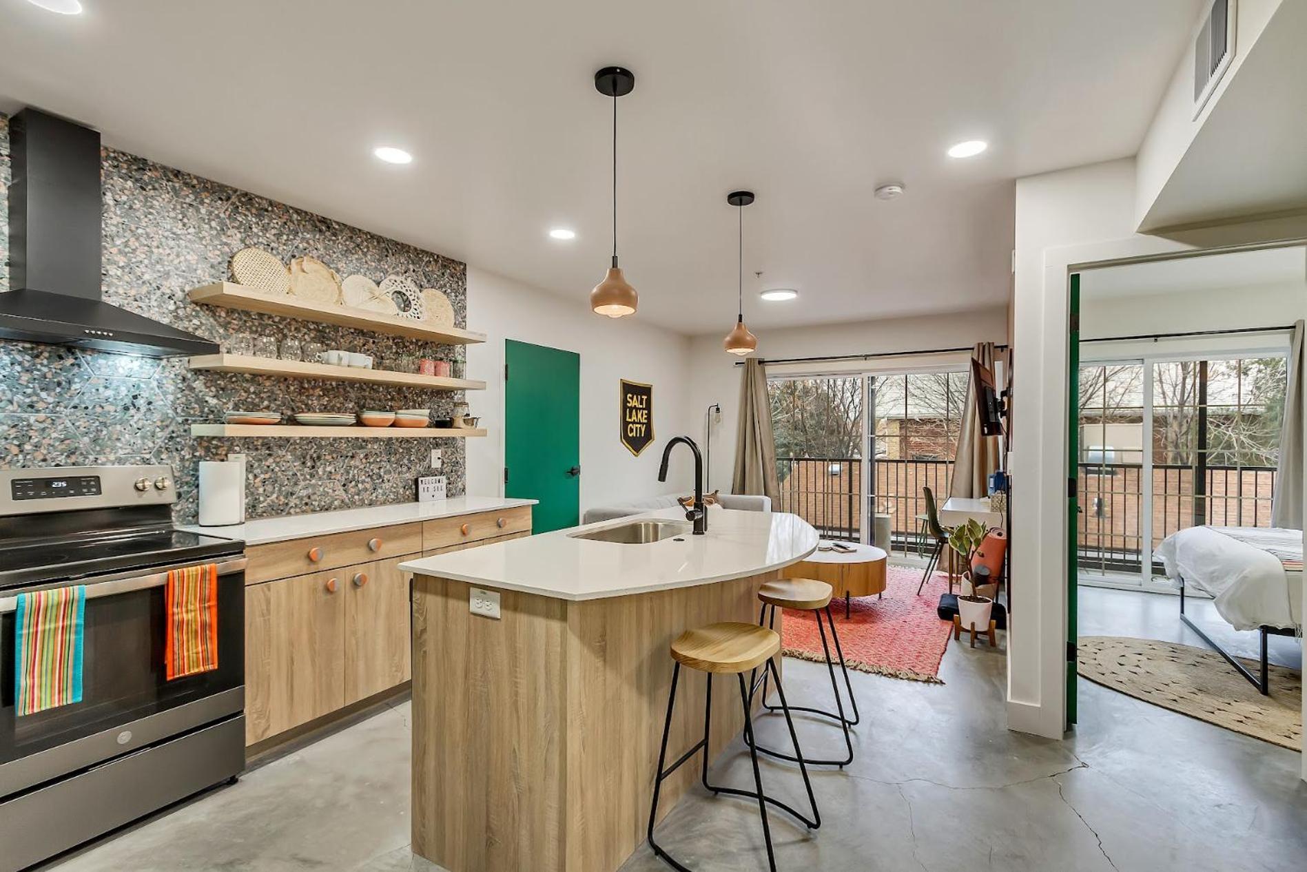 Maven Apartment