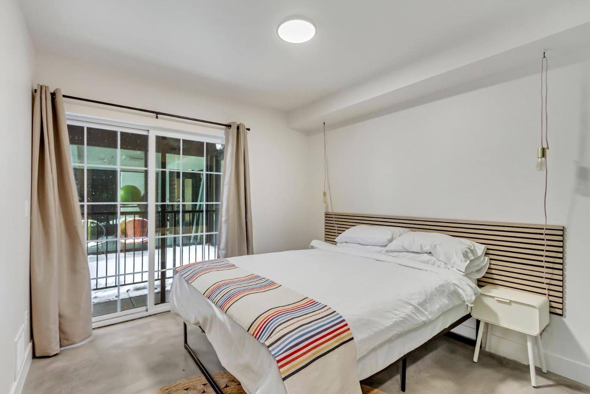 Maven Apartment *